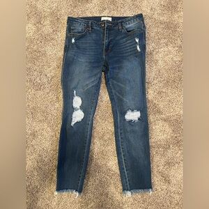 Francesca’s Harper Jeans Distressed Frayed Size 30